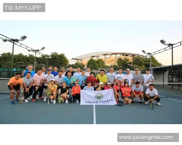 杭州网球队成长之路：从青涩到辉煌的网球纪实故事