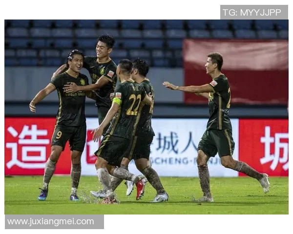 北京足球队控制体系解析：战术理念与实战应用的深度剖析