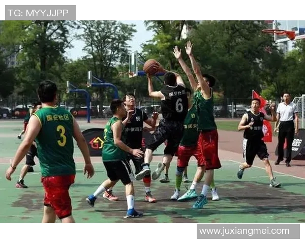 赛后分析：北京篮球队与重庆篮球队灵活性对比及战术探讨