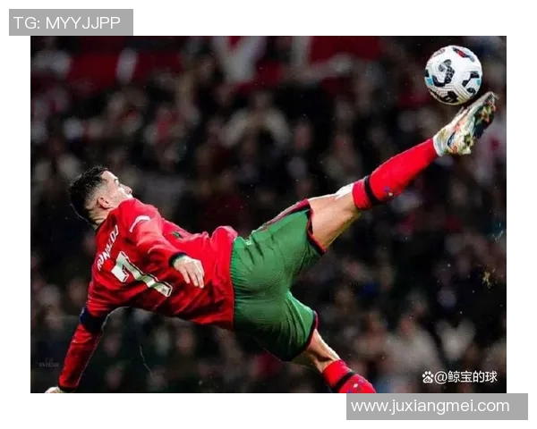 足球明星的职业生涯是否真的没有休息时间与假期的真相探讨 足球明星的职业生涯是否真的没有休息时间与假期的真相探讨